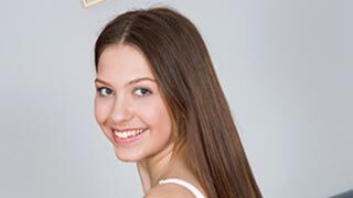 Agnesa Si
