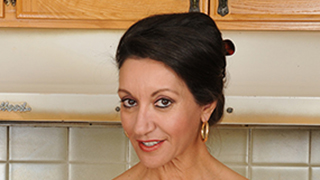 Persia Monir